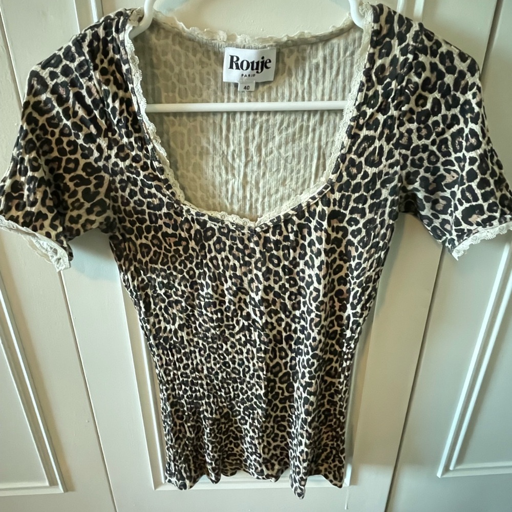 Rouje - size 40 but fits like a 4.